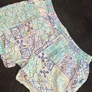 Earthbound Blue and White Patterened shorts